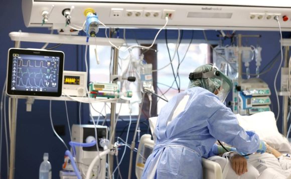 El 70% de los fallecidos por COVID en la quinta ola no contaban con vacunas