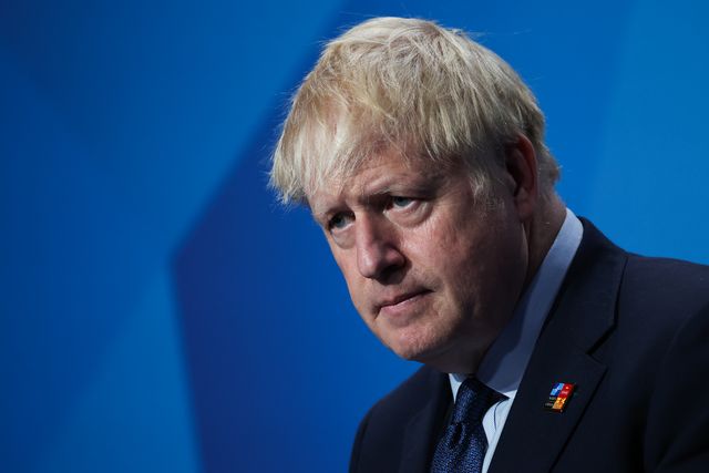 Boris Johnson se niega a renunciar, pese a dimisiones de su gabinete