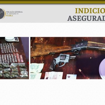 En Atlixco, FGE detuvo a tres personas con armas y 204 dosis de droga