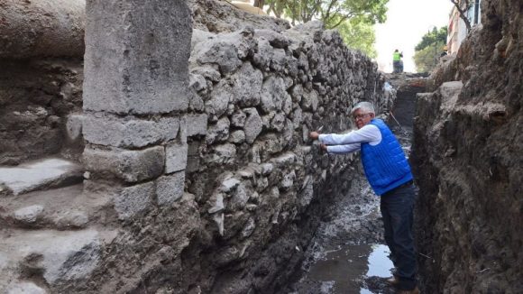 Encuentran un muro novohispano en el barrio de La Lagunilla
