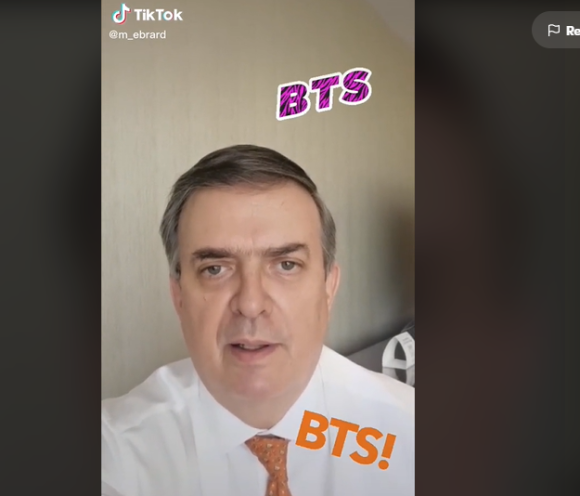 Marcelo Ebrard viaja a Corea y envía mensaje a fans de BTS