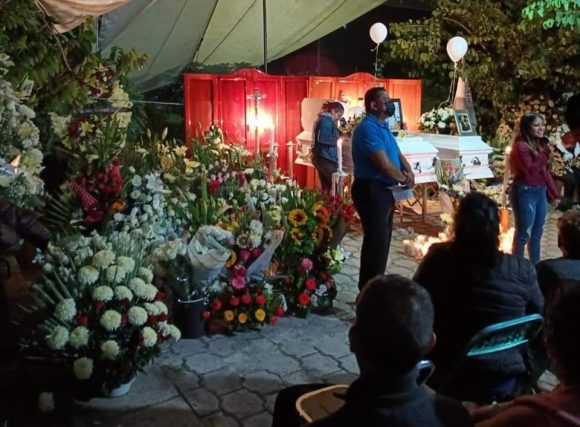 Piden justicia para Gersón y Leslye Alondra, atropellados en Atlixco