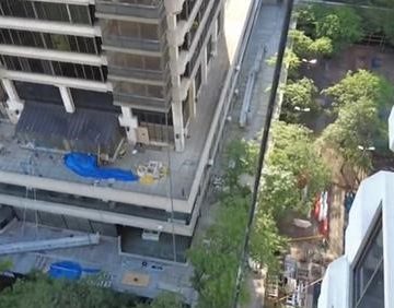 Niño de 3 años muere tras caer de piso 29 de un edificio en Nueva York