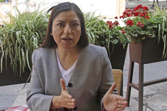 La dirigencia de Morena estableció un criterio de paridad de género: Claudia Rivera