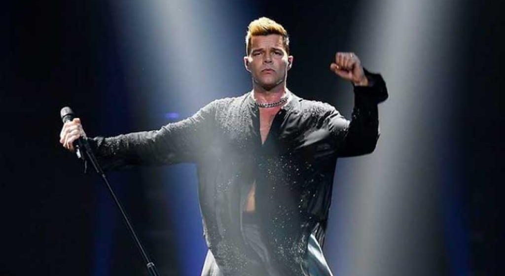 Ricky Martin reaparece en los escenarios con concierto en Los Ángeles