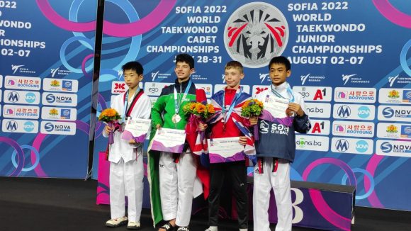 México logra tres medallas en Mundial de Taekwondo