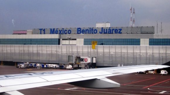 Acuerdan aerolíneas y el AICM reducir 15% las operaciones para el invierno