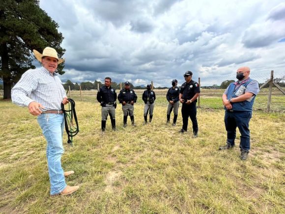 1aea753a-d0e1-4bb9-8da5-551cc2f94b66 Con licenciatura en materia ecuestre se profesionaliza policía montada de San Andrés Cholula