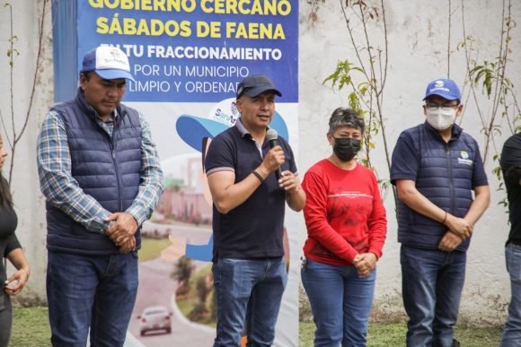 Dan servicios municipales en fraccionamiento Atlixcáyotl 2000-1 en San Andrés Cholula