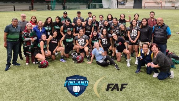 México logra triunfo en su debut en el Mundial Femenil de futbol americano