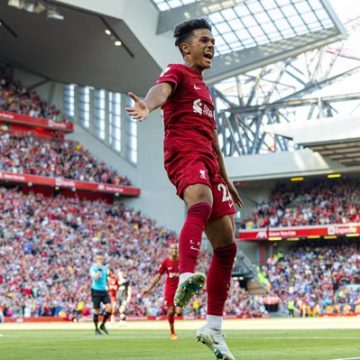 Liverpool golea a Bournemouth en la Premier League