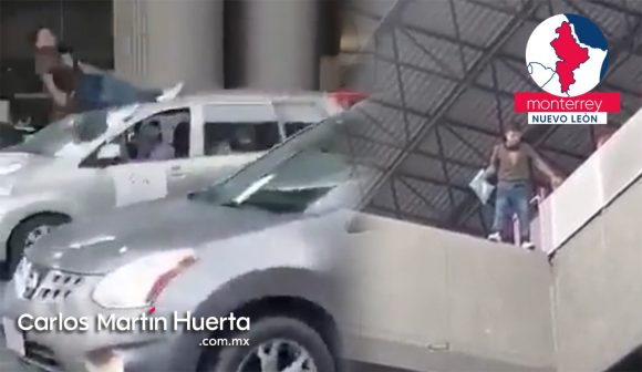 (VIDEO) Hombre en Monterrey se lanza de un puente; cae en auto y sobrevive