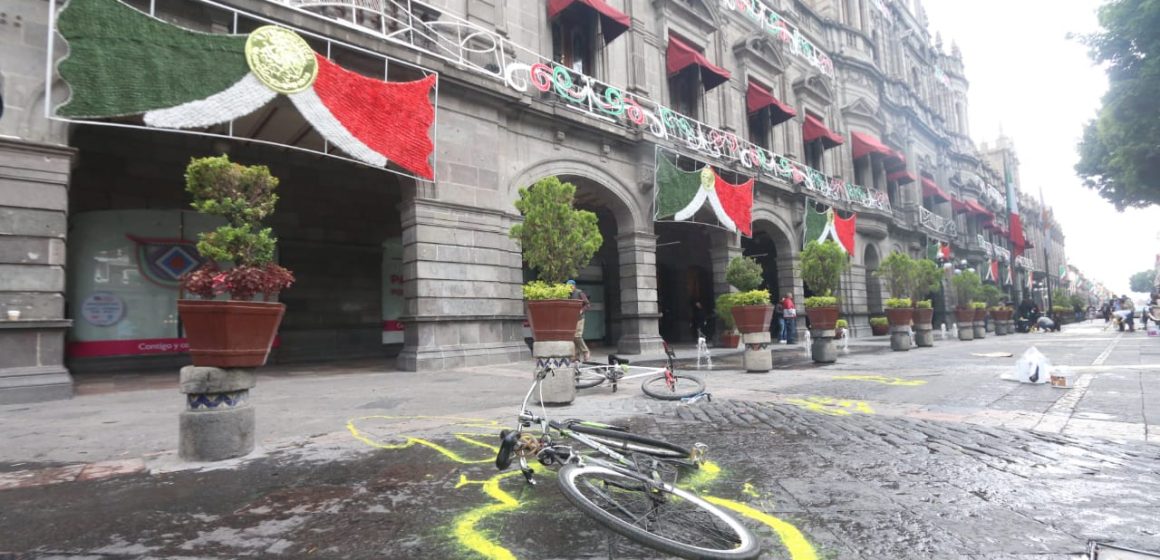 Ciclistas cuestionan la falta de cinemómetros en Puebla