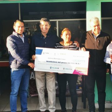 Ayuntamiento de Puebla entregó el cheque 500 del programa Crédito Contigo