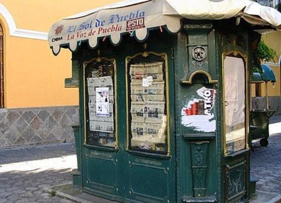 e2fd2786-6503-4bb3-9f21-fbc0e21167b0 “Convertidas en verdaderos basureros, se encuentran algunas casetas de periódicos”: Rivera Pérez