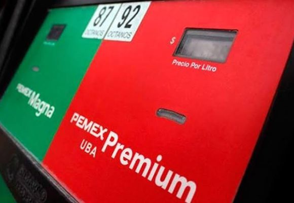 Gasolineras de Puebla se ajustan al alza el precio del combustible Premium; entre 24 y 25 pesos por litro