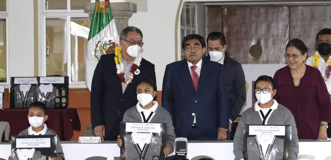 “Estoy comprometido con los alumnos de Puebla”: MBH tras el arranque del ciclo escolar 2022-2023