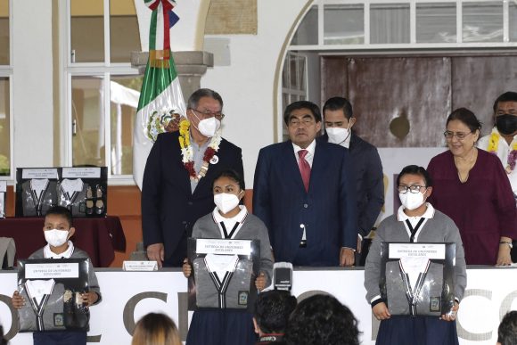 “Estoy comprometido con los alumnos de Puebla”: MBH tras el arranque del ciclo escolar 2022-2023