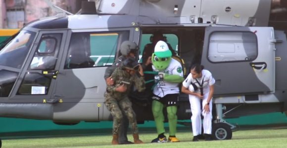 “Estas actividades exaltan los valores patrios”: Semar justifica traslado de mascota
