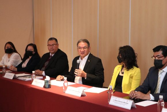 Respalda SEP a 16 nuevos directores y subdirectores del COBAEP