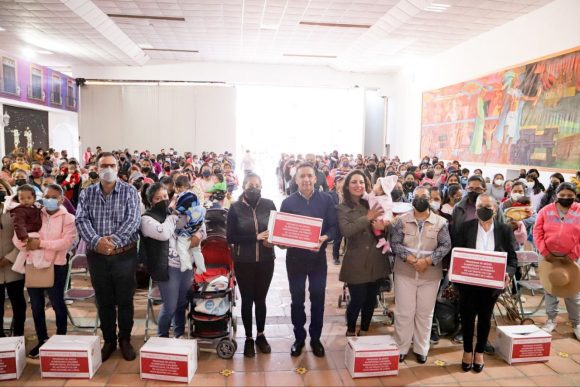 DIF de San Andrés Cholula entrega paquetes alimentarios con programa PAMEL