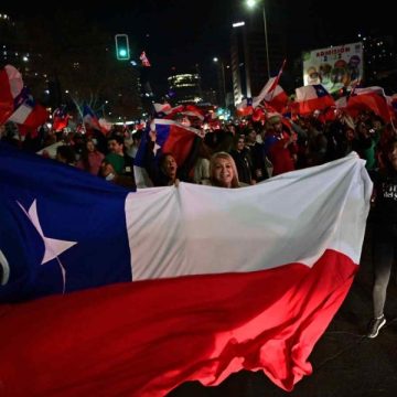 Rechaza Chile propuesta de nueva Constitución en plebiscito