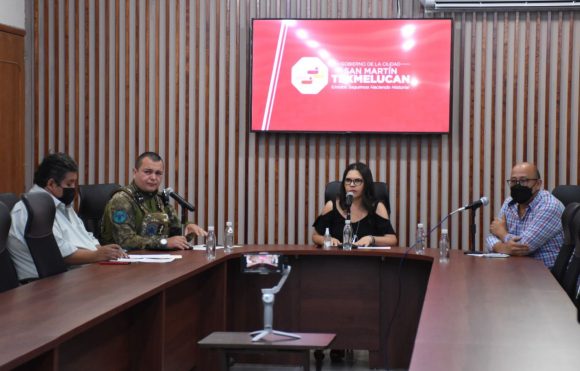 Norma Layón encabeza Matutina Informativa