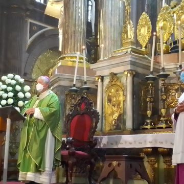 Arzobispo de Puebla llamó a la población a compartir con los más necesitados
