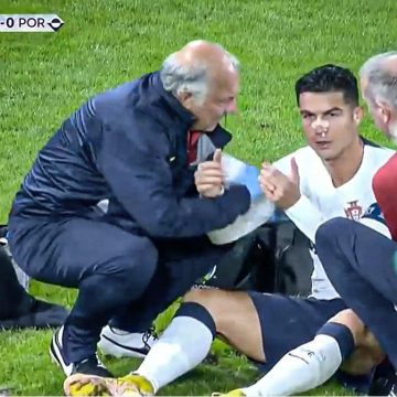 Cristiano Ronaldo sufrió fuerte golpe durante partido