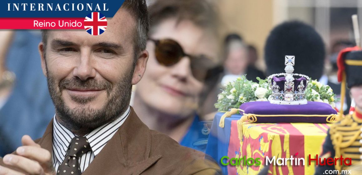 (VIDEO) David Beckham hace fila para despedirse de la reina Isabel II