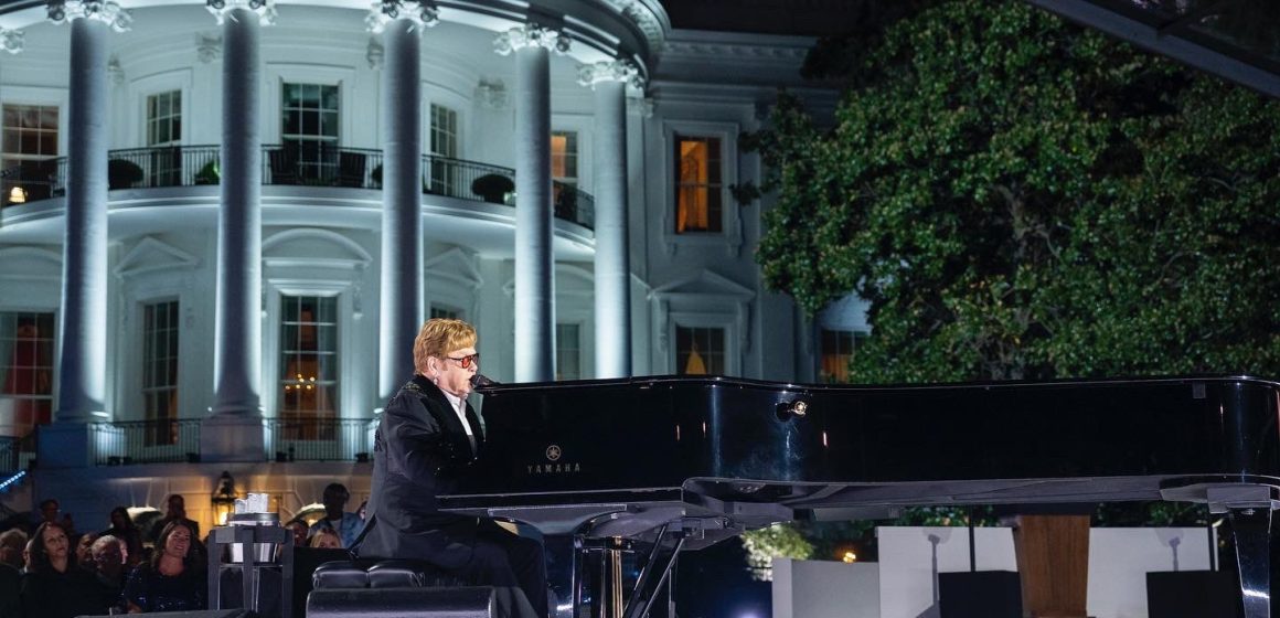 Elton John da concierto en la Casa Blanca