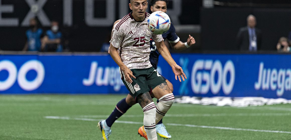 México pierde ante Paraguay en partido amistoso