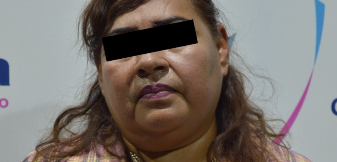 “La Loba”, mujer vinculada al narcomenudeo y robo, es detenida por la Policía Municipal de Puebla