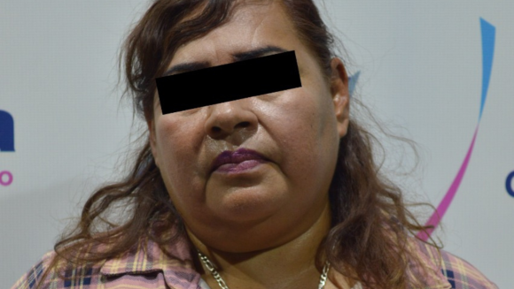 “La Loba”, mujer vinculada al narcomenudeo y robo, es detenida por la Policía Municipal de Puebla