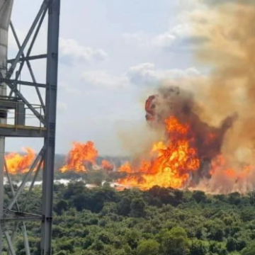 Explota ducto de Pemex en Huimanguillo, Tabasco