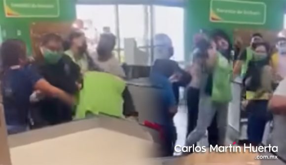 (VIDEO) Empleadas de Bodega Aurrera pelean con clienta por supuesta infidelidad