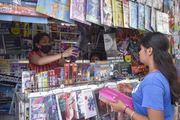 Voceadores del Centro Histórico logran evitar su retiro