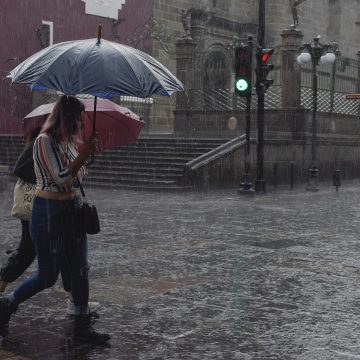 Pronostican lluvias fuertes para Puebla y tres estados más