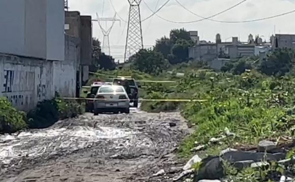 Abandonan dos cuerpos en El Refugio