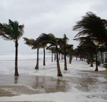 “Ian” golpea Florida, dejando inundaciones y hogares sin electricidad