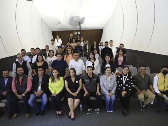 Promueve Turismo encuentro con jóvenes emprendedores