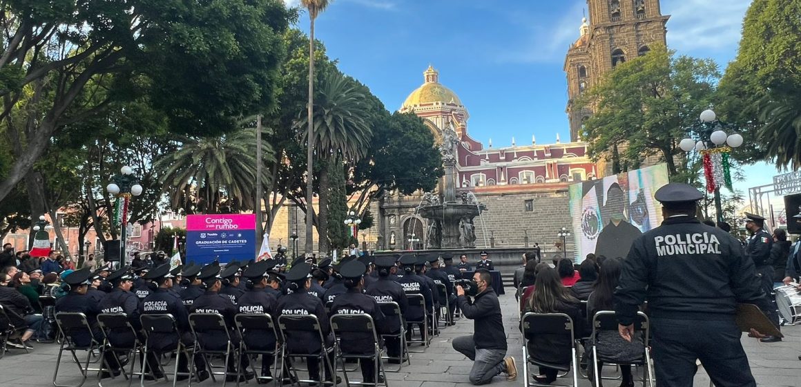 Se gradúan 52 cadetes de la Policía Municipal de Puebla