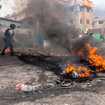 México cierra embajada en Haití ante protestas