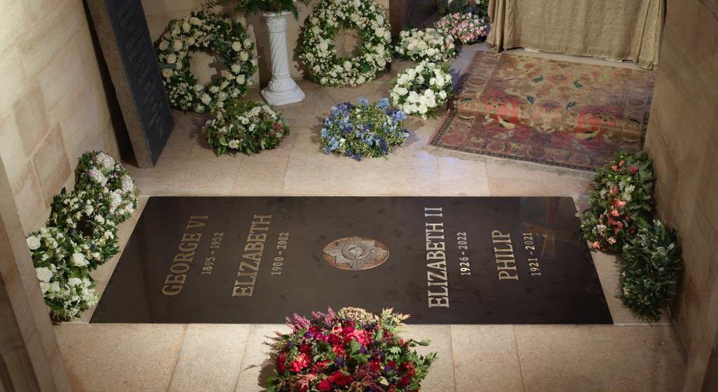 Buckingham muestra lápida de la reina Isabel II