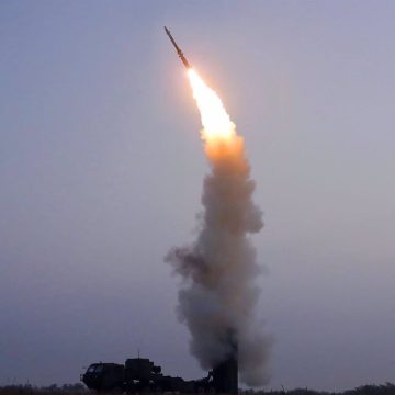 Corea del Norte lanzó cuatro misiles hacia el mar de Japón