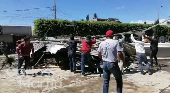 Gobierno de Texmelucan pide investigación por caída de tanque de agua