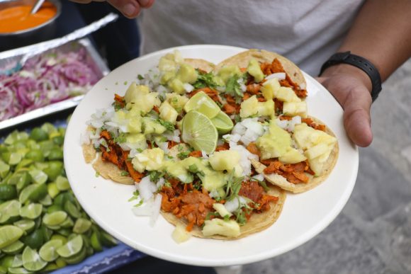 Celebra San Nicolás Buenos Aires tradicional “Feria del Taco”