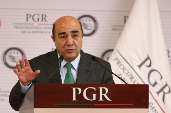 Murillo Karam dejó terapia intensiva