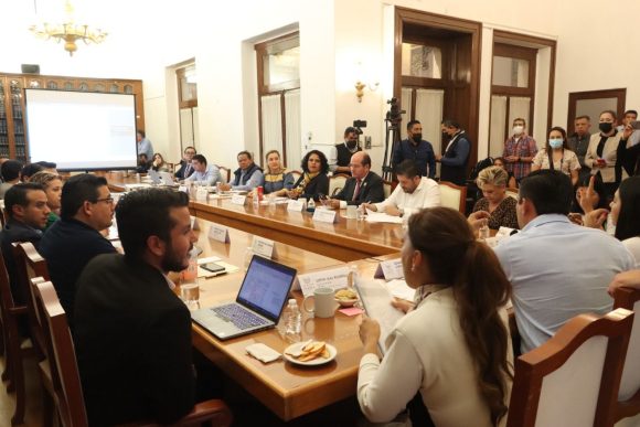 Aprueban en comisiones reducir contaminación ambiental y evitar asentamientos humanos