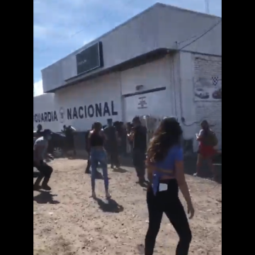 Dispara Guardia Nacional para dispersar manifestaciones en Ocotlán, Jalisco